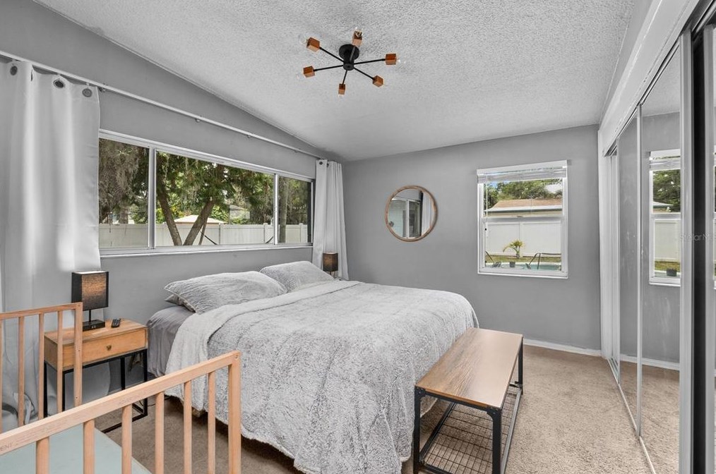 416 Berwick Ave, Tampa FL 33617-7810 exterior