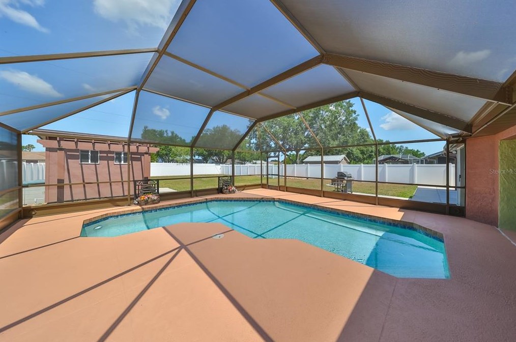 6123 64th Dr E, Palmetto, FL 34221
