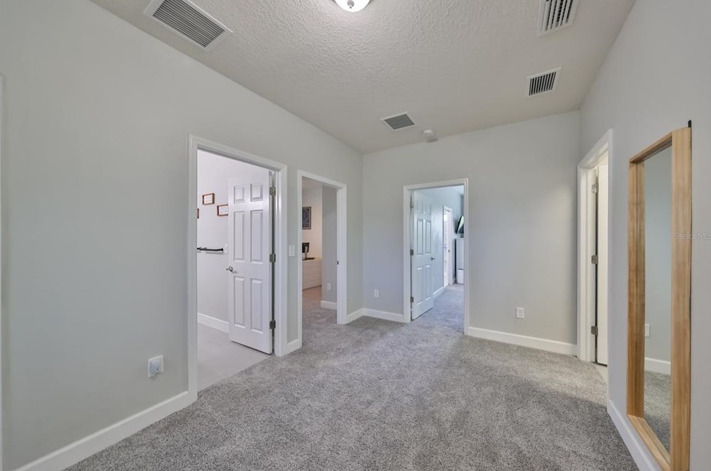 6903 Old Benton Dr, Ruskin FL  33572-1765 exterior