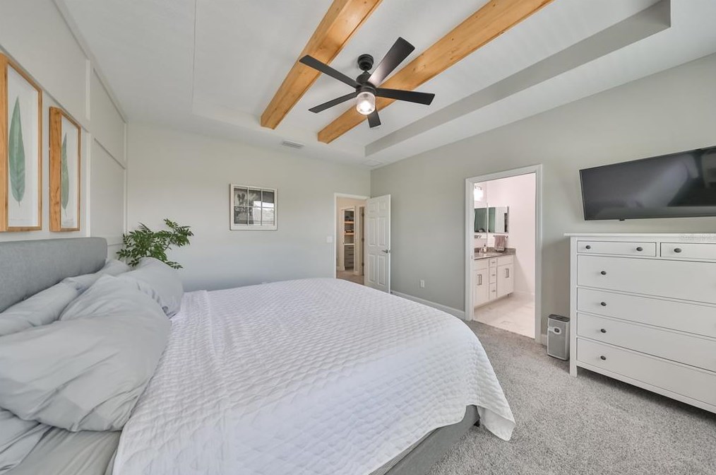 6903 Old Benton Dr, Ruskin FL  33572-1765 exterior