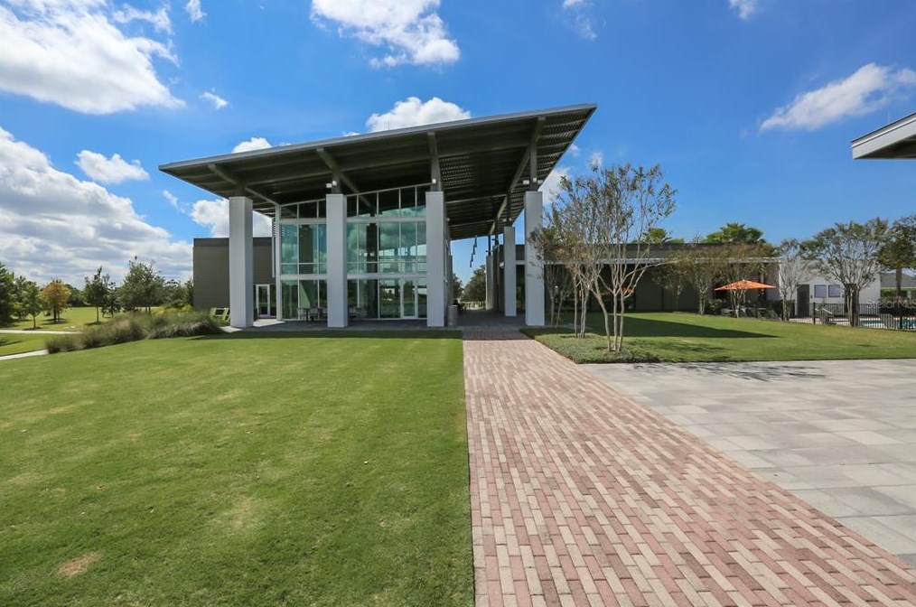 6903 Old Benton Dr, Ruskin FL  33572-1765 exterior