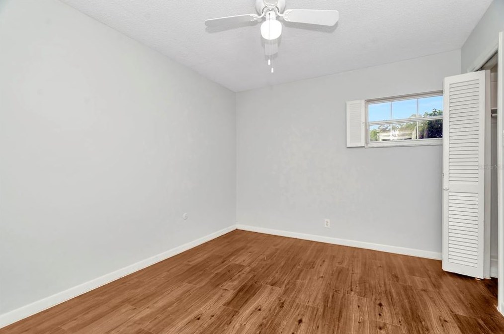 140 Davis Blvd, Tampa FL  33606-3540 exterior