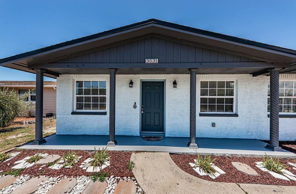 3531 Umber Rd, Tarpon Springs, FL 34691-3356