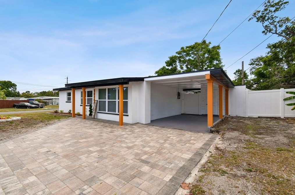 10306 117 Dr, Largo FL  exterior