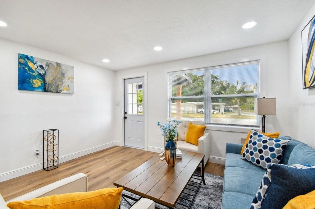10306 117 Dr, Largo FL  exterior