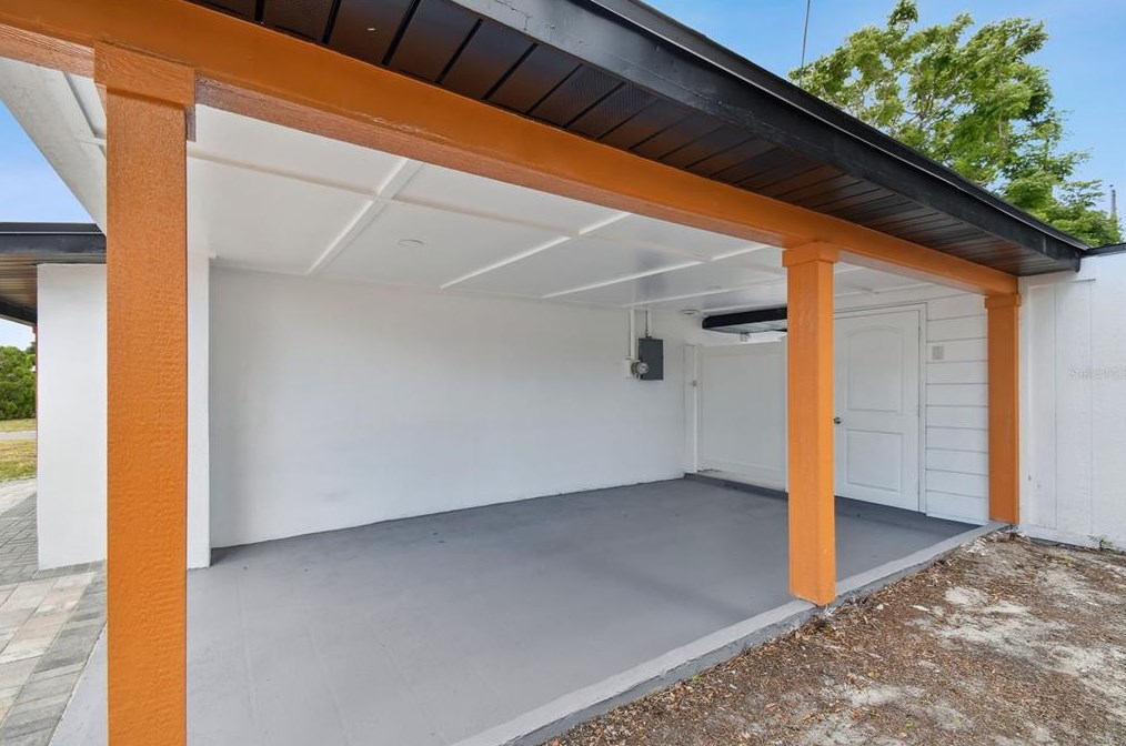 10306 117 Dr, Largo FL  exterior