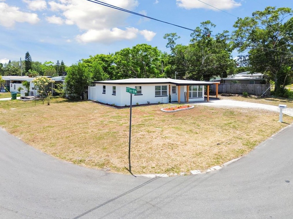 10306 117 Dr, Largo FL  exterior