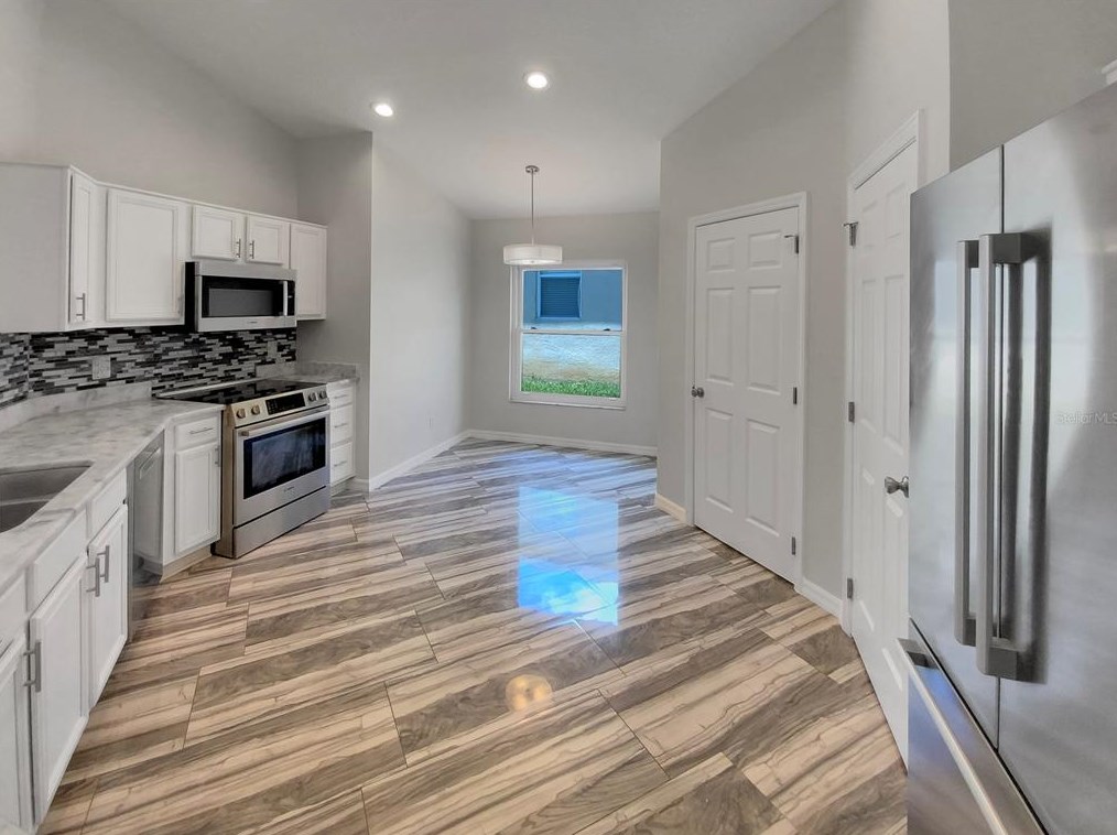 150 Richmond Dr, Davenport FL  33896-3083 exterior