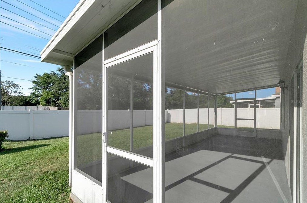 3128 Azalea Blossom Dr, Plant City FL  33567-2105 exterior