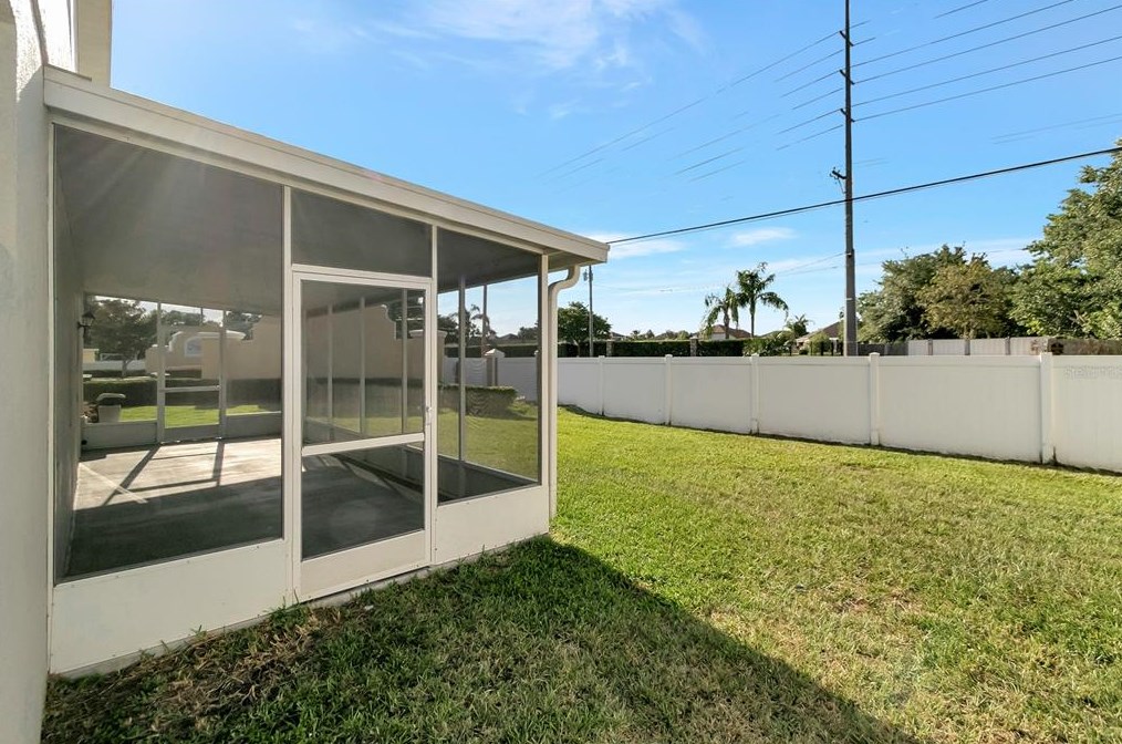 3128 Azalea Blossom Dr, Plant City FL  33567-2105 exterior