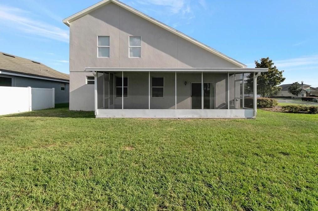 3128 Azalea Blossom Dr, Plant City FL  33567-2105 exterior