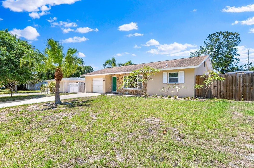 178 Tropic Blvd W, Largo, FL 33770