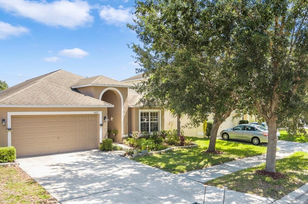 10632 Shady Preserve Dr, Riverview FL  33579-9310 exterior