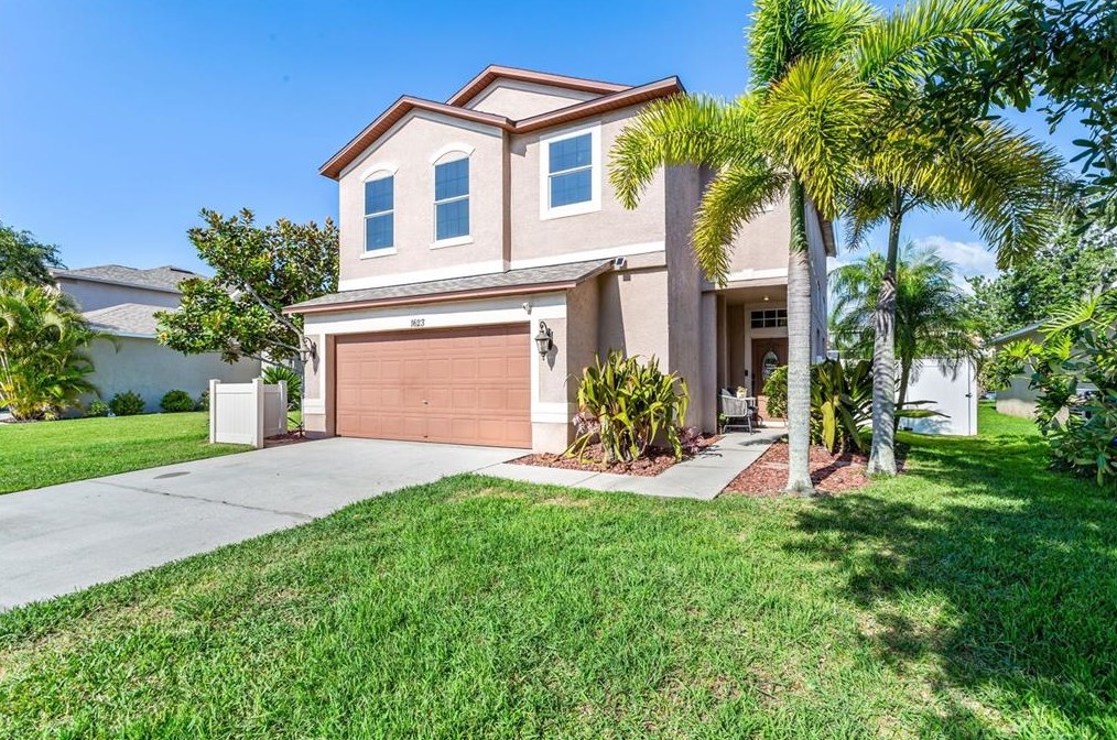 1623 Shady Oaks Dr, Oldsmar, FL 34677