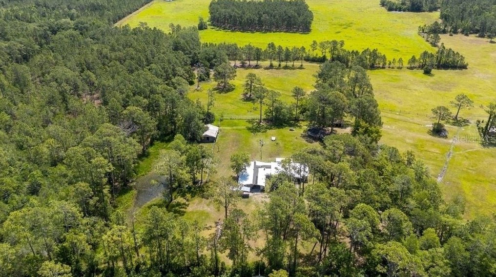 365 Ranchette Rd, New Smyrna, FL 32168-5100