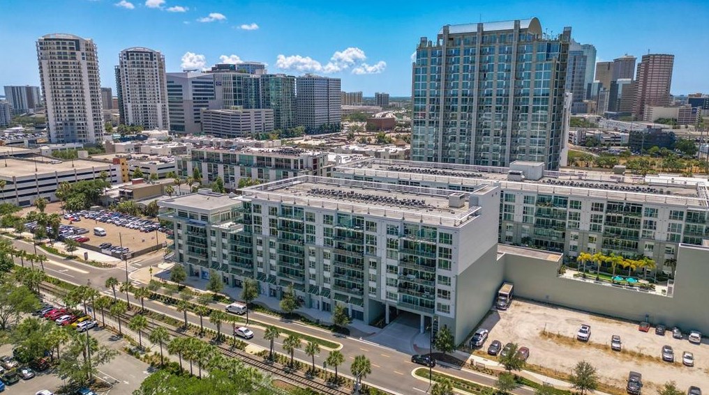 912 Channelside Dr, Tampa FL  33602-4216 exterior