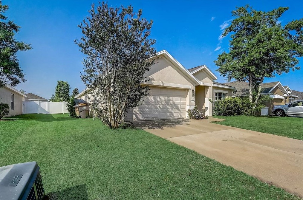 4984 40th Pl, Ocala, FL 34474-9585
