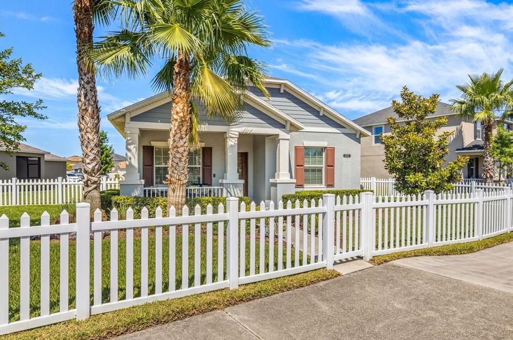 8717 Forget Me Not Ct, Land O Lakes, FL 34637