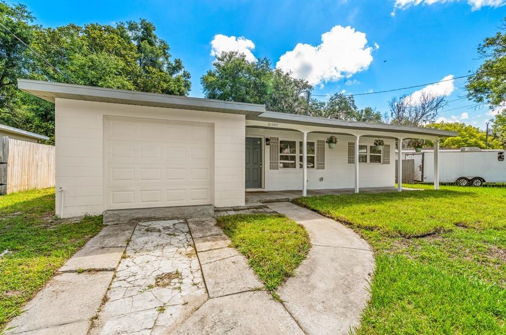 21397 Canal Dr, Brooksville, FL 34601-1420