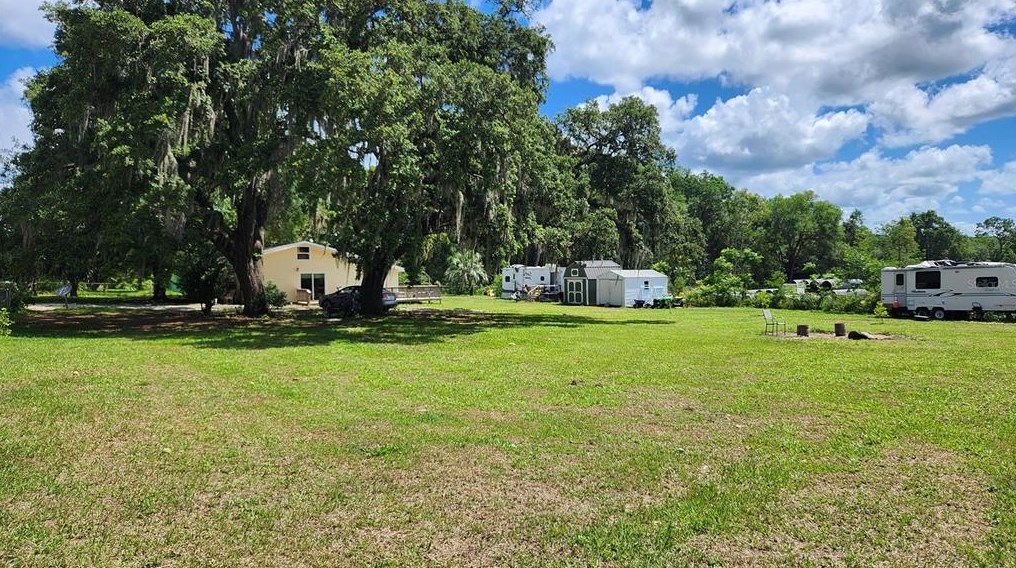 14834 Mitchell St, Dade City FL  33523-2237 exterior
