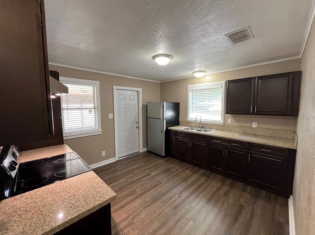 1415 E Lemon St, Lakeland, FL 33801