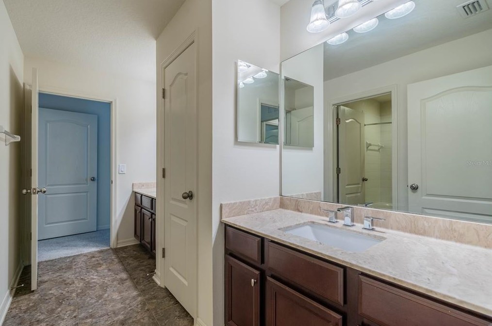 11527 Sand Stone Rock Dr, Riverview FL  33569-8709 exterior