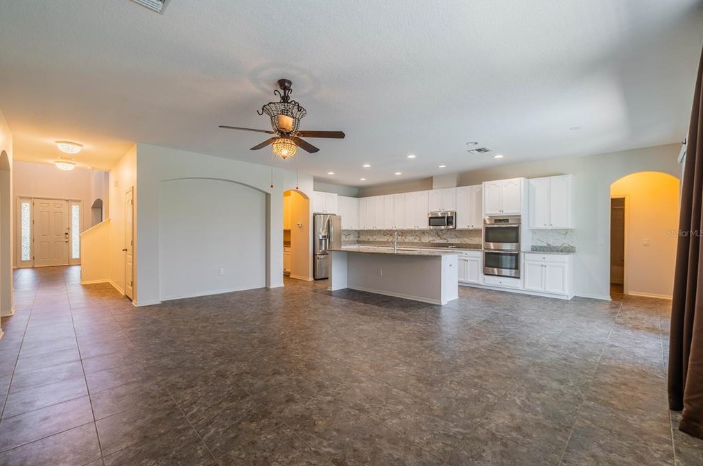 11527 Sand Stone Rock Dr, Riverview FL  33569-8709 exterior