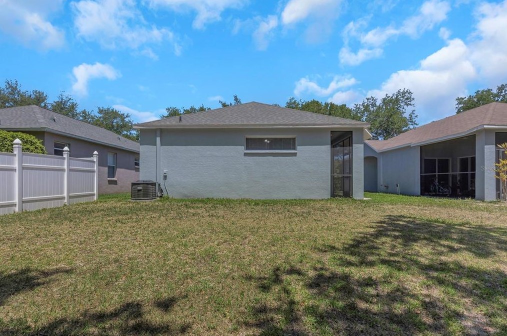 6108 Kiteridge Dr, Lithia FL  33547-5849 exterior