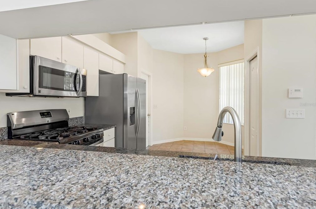 6108 Kiteridge Dr, Lithia FL  33547-5849 exterior