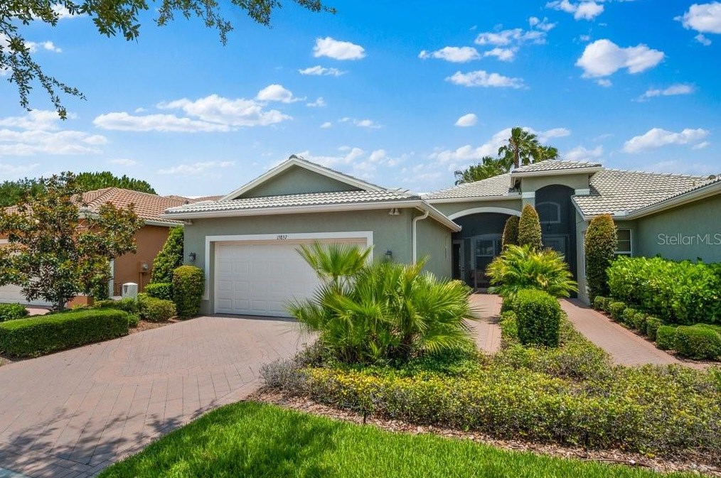 15857 Aurora Lake Cir, Wimauma, FL 33598-4031