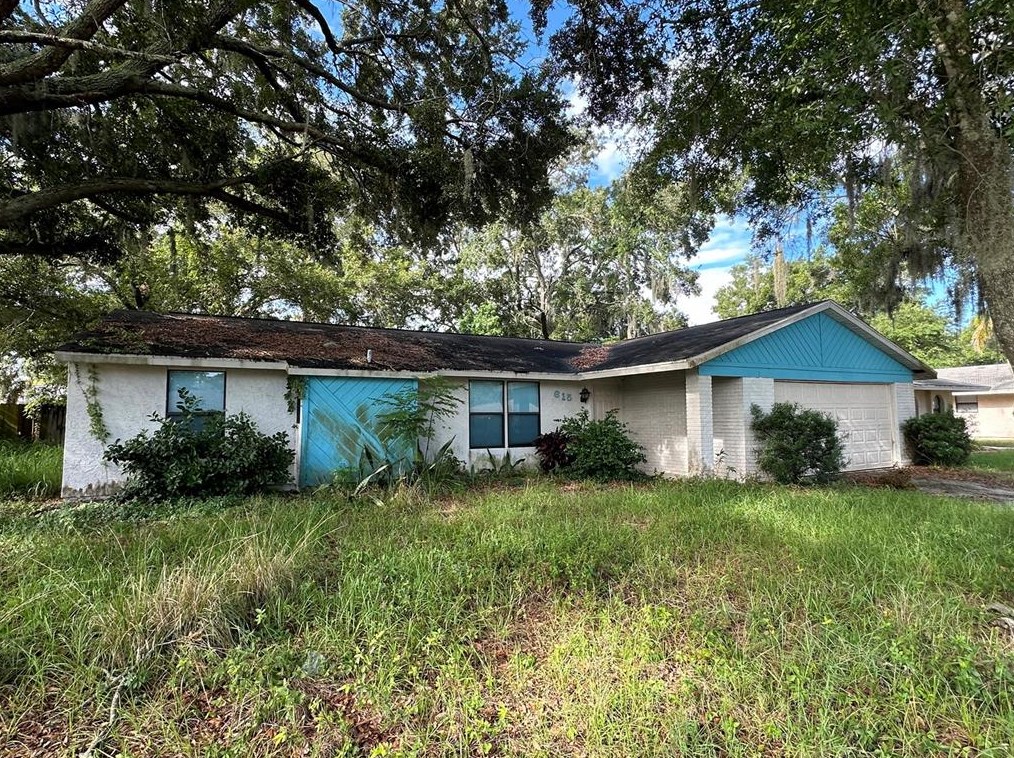 615 Cedar Grove Dr, Brandon, FL 33511