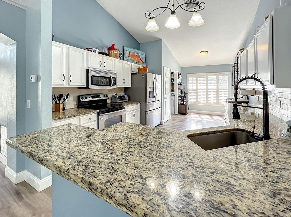 10216 Merrimac Manor Dr, Riverview FL  33578-8327 exterior