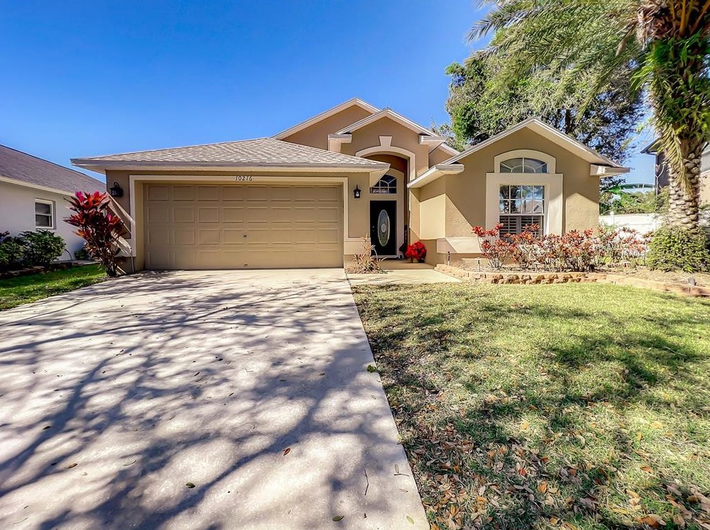 10216 Merrimac Manor Dr, Riverview FL  33578-8327 exterior