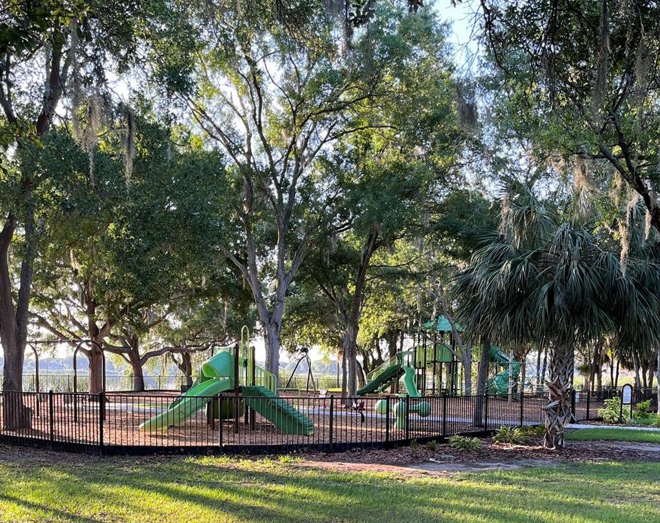 10216 Merrimac Manor Dr, Riverview FL  33578-8327 exterior