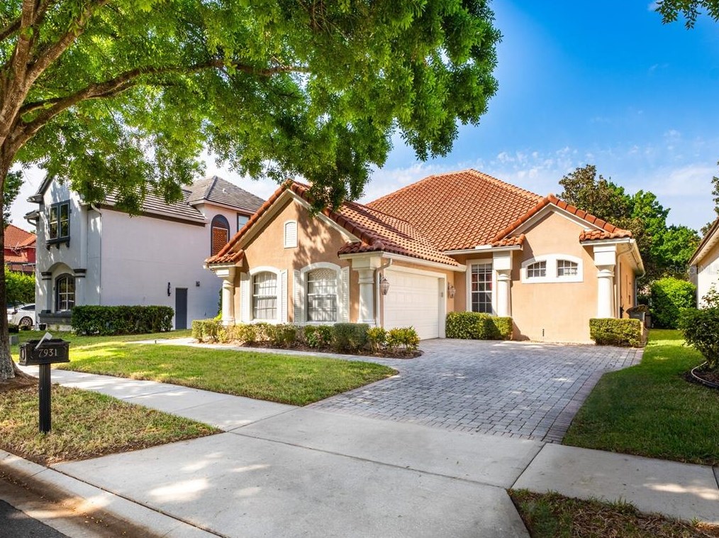 7931 Versilia Dr, Orlando, FL 32836-8774