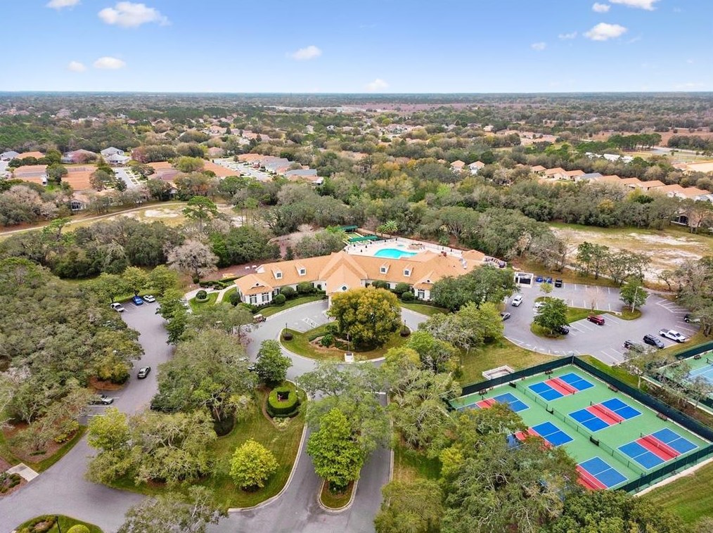 480 Rochester St, Brooksville FL  34609-9206 exterior