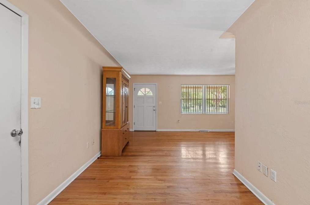 16176 Wilson Blvd, Brooksville FL  34604-7727 exterior