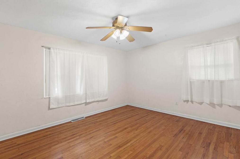 16176 Wilson Blvd, Brooksville FL  34604-7727 exterior