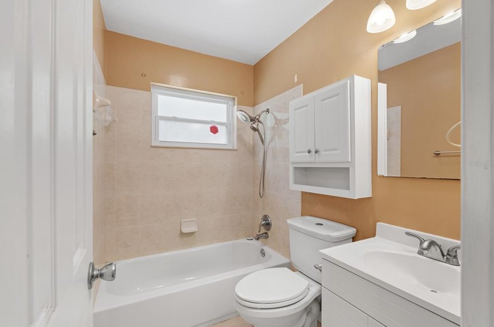 16176 Wilson Blvd, Brooksville FL  34604-7727 exterior