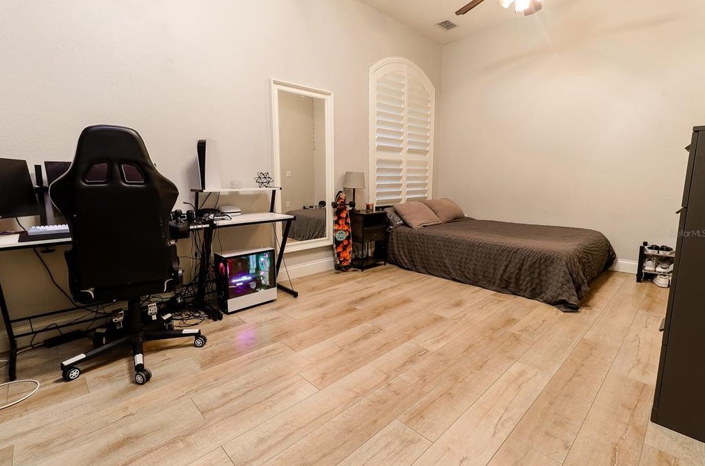 2137 Edelweiss Loop, New Port Richey FL 34655-4944 exterior