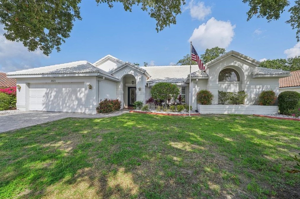 2023 Berry Roberts Dr, Ruskin, FL 33573-6143
