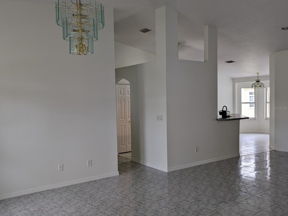 47 Bridgehaven Dr, Palm Coast FL  32137-8785 exterior