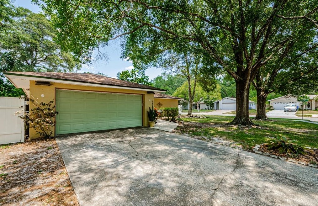 17532 Brandywine Dr, Lutz, FL 33549-5530