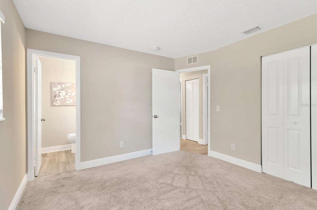 10706 Airview Dr, Tampa FL 33625-4902 exterior