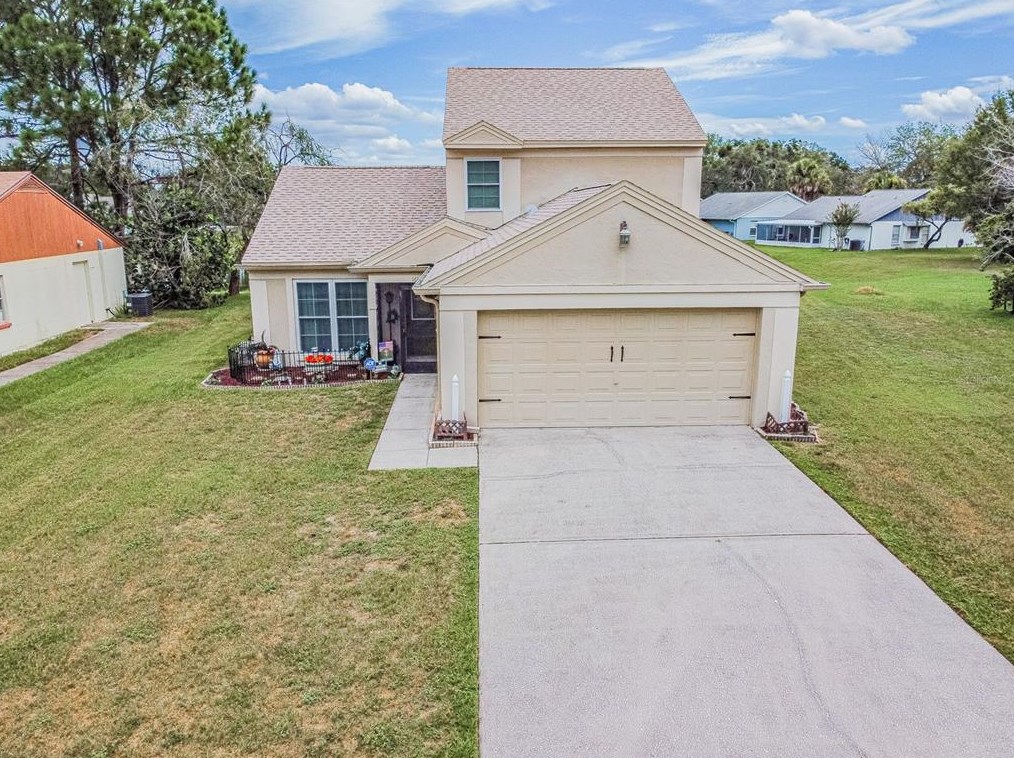 1616 Baker Rd, Lutz, FL 33559-3329