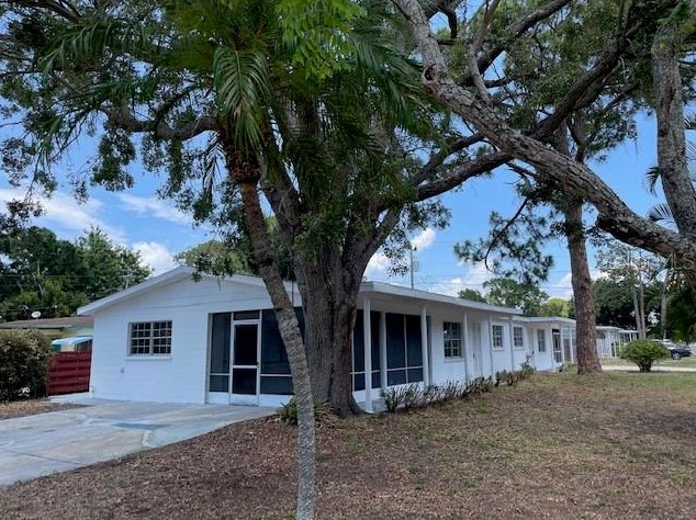 2109 51st Ave, Bradenton, FL 34203-3759