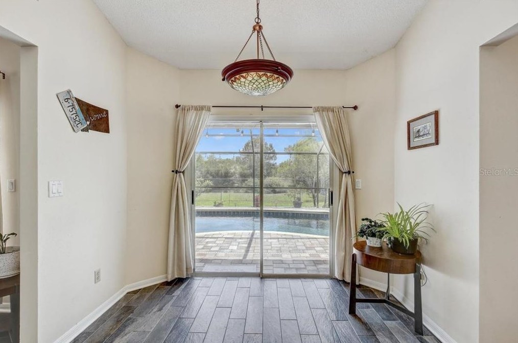 5717 Erhardt Dr, Riverview FL  33578-3754 exterior