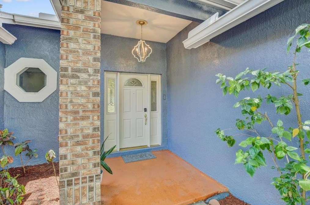 5717 Erhardt Dr, Riverview FL  33578-3754 exterior