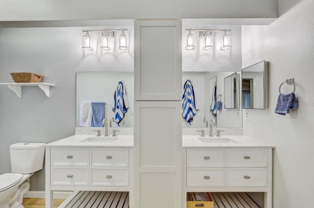 5717 Erhardt Dr, Riverview FL  33578-3754 exterior