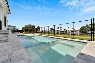 6540 Simone Shores Circle, Apollo Beach, FL 33572 - Photo 2